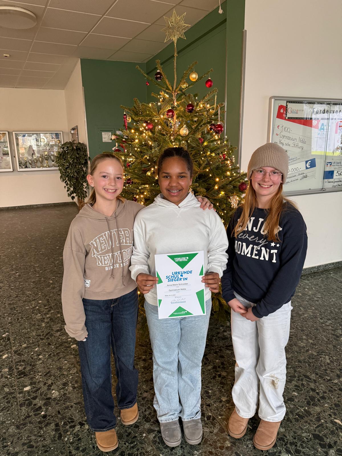 Cleo Reiter, Anna-Marie Schneider und Charlotte Euler